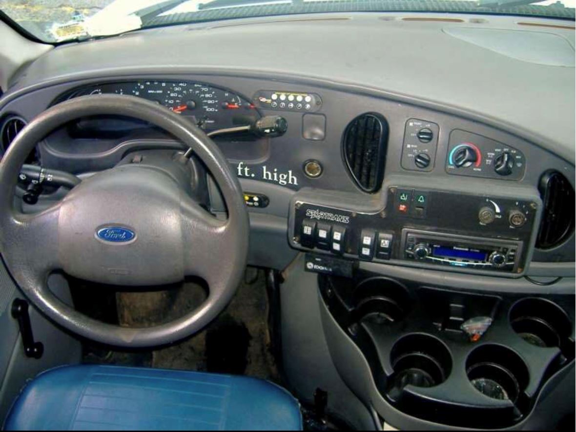 2008 Ford E450 for Sale by Owner in Schenectady, NY 12306