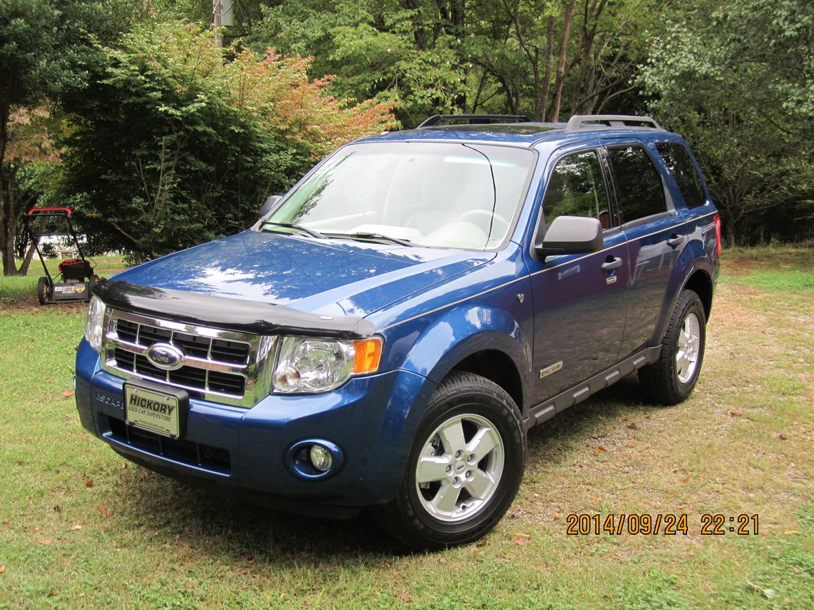 2008 Ford Escape for sale by owner in Jacksonville