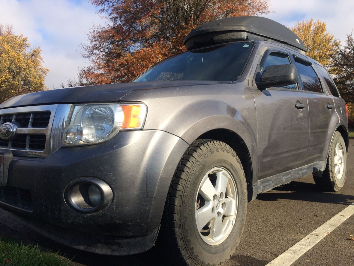 2012 Ford Escape for sale by owner in Cresco