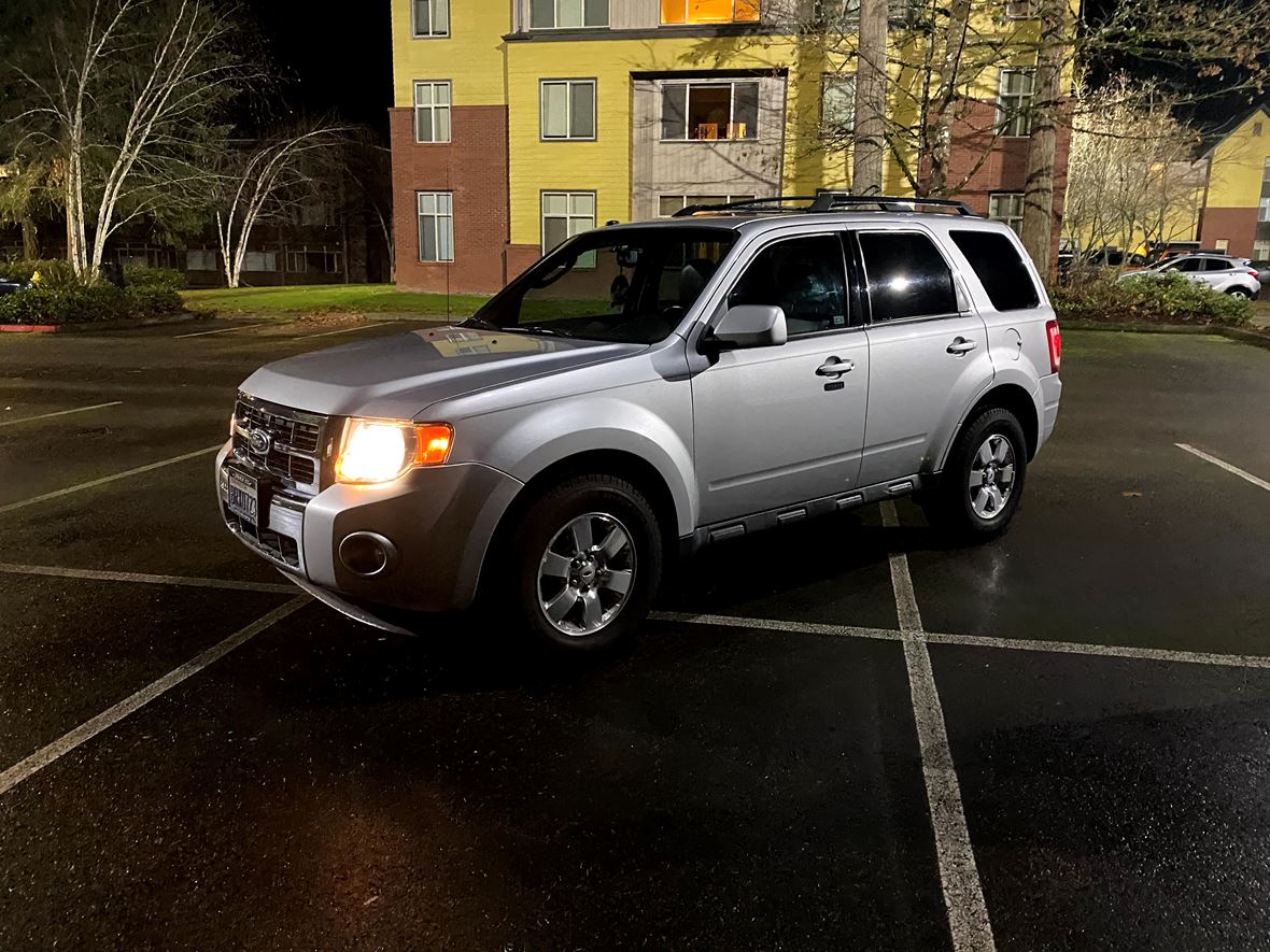 2012 Ford Escape for sale by owner in Olympia