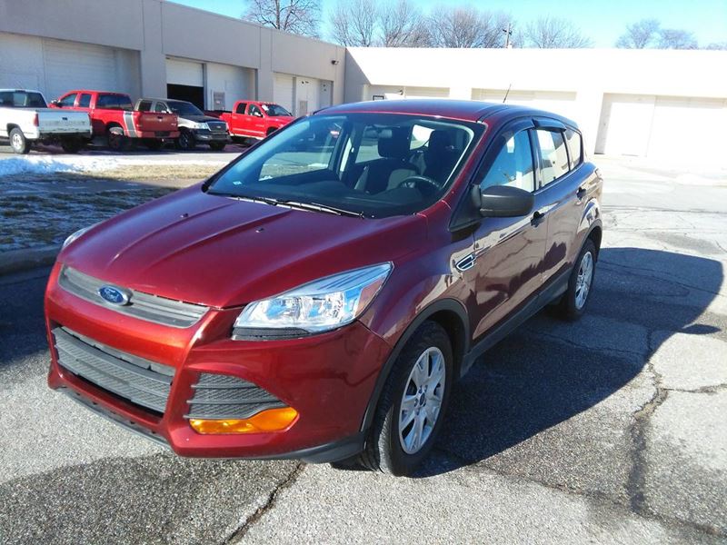 2015 Ford Escape for sale by owner in Lincoln