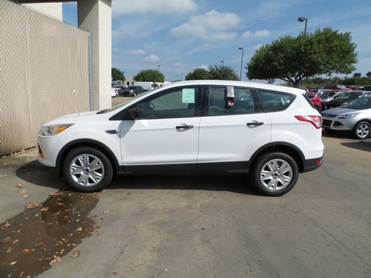 2016 Ford Escape for sale by owner in Wichita