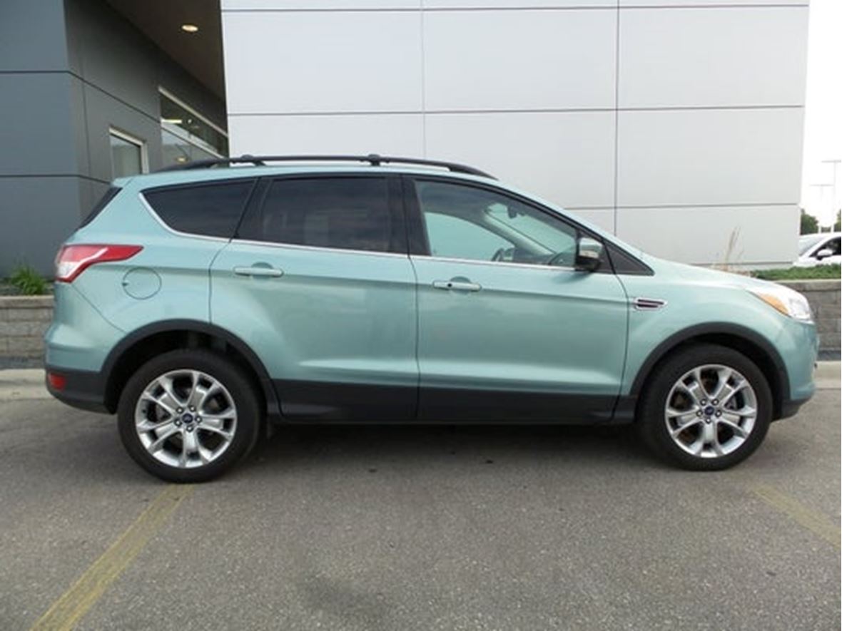 2013 Ford Escape SEL for sale by owner in Inez