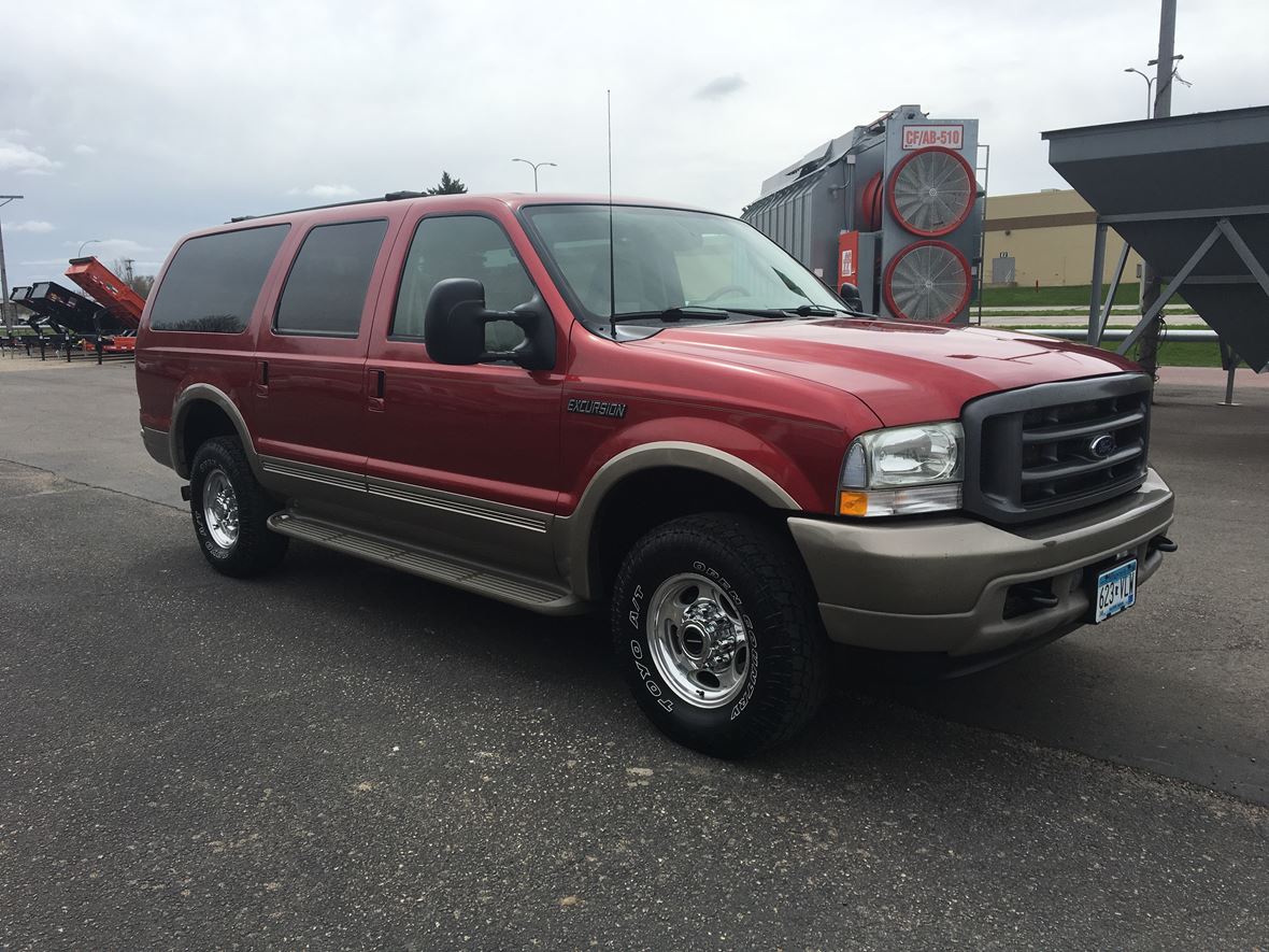 2003 Ford Excursion for Sale by Owner in Windom, MN 56101