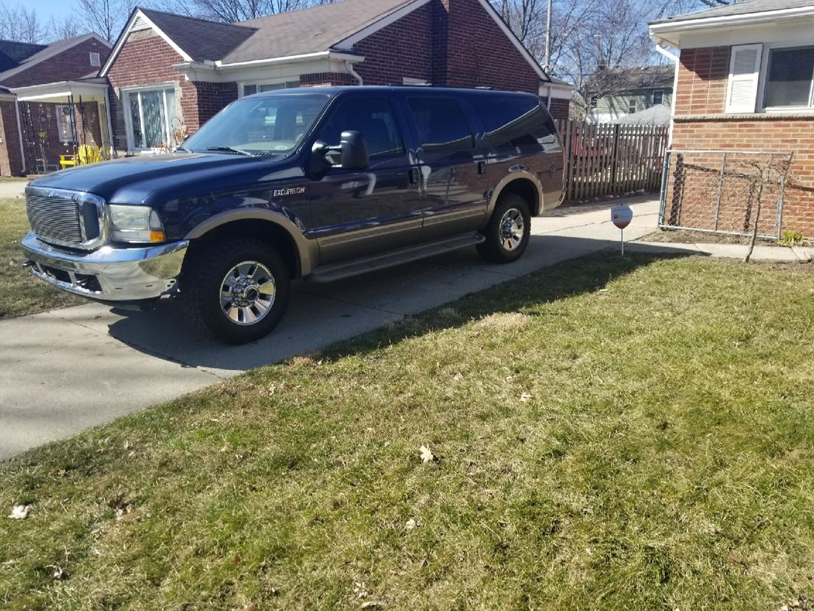 2004 Ford Excursion for sale by owner in Detroit