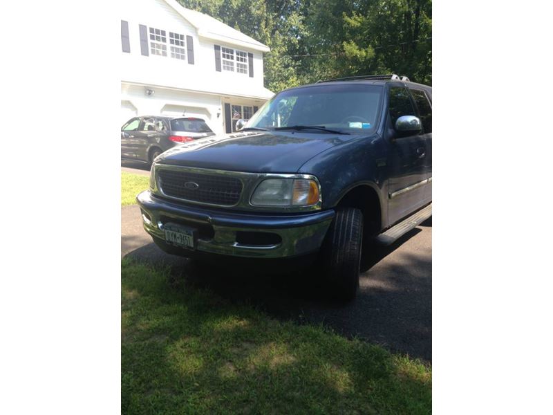 1998 Ford Expedition for sale by owner in Clifton Park
