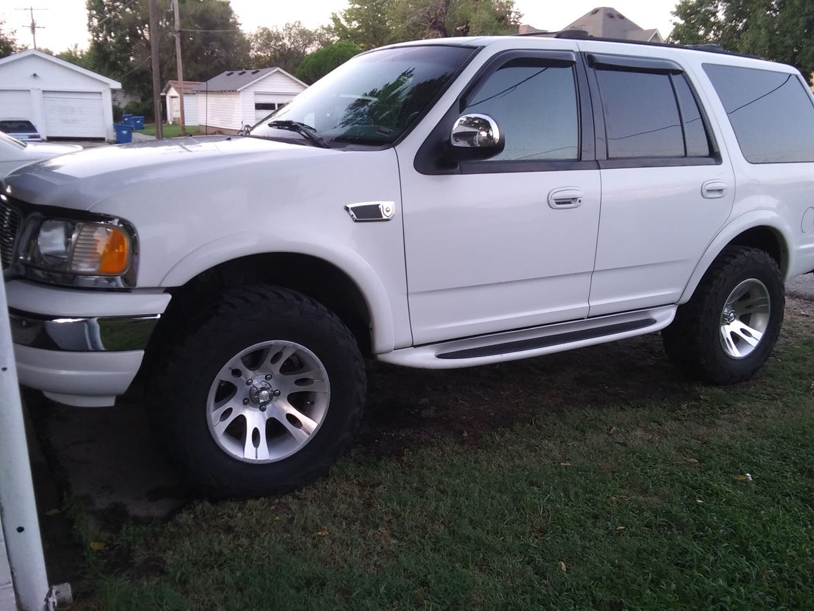 1999 Ford Expedition for sale by owner in Joplin