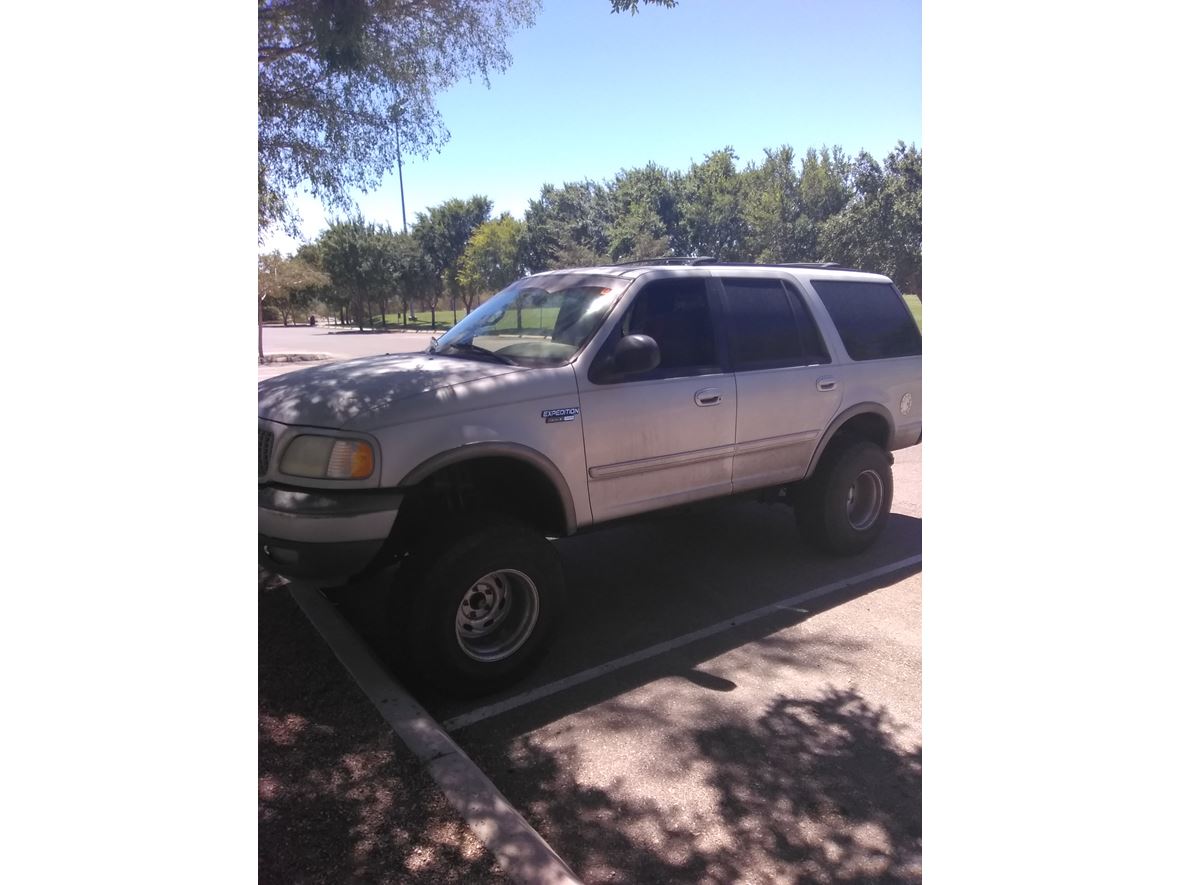 2000 Ford Expedition for sale by owner in Las Vegas