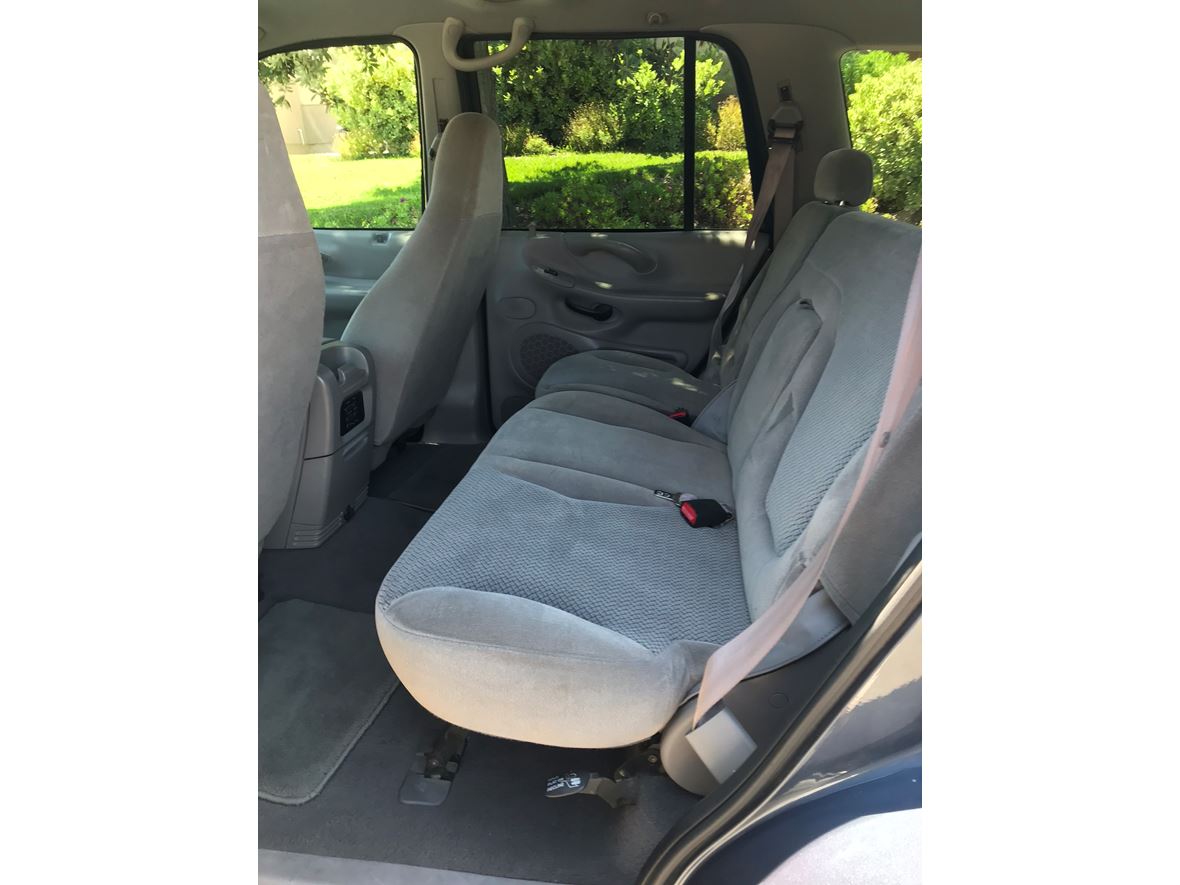 2001 Ford Expedition for sale by owner in Temecula