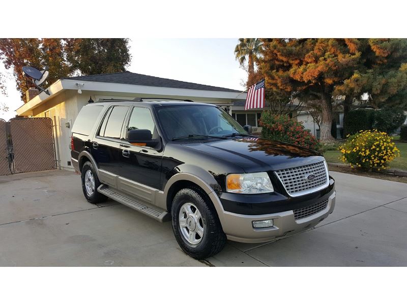 2004 Ford Expedition Eddie Bauer for sale by owner in Bakersfield