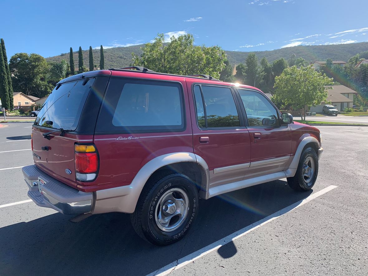1996 Ford Explorer for sale by owner in San Diego
