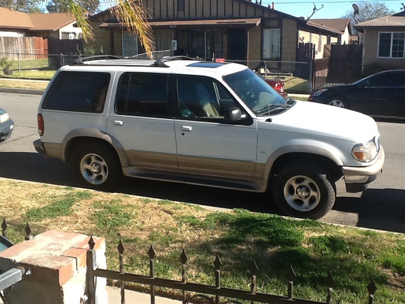 1998 Ford Explorer Classic Car Rialto, CA 92377
