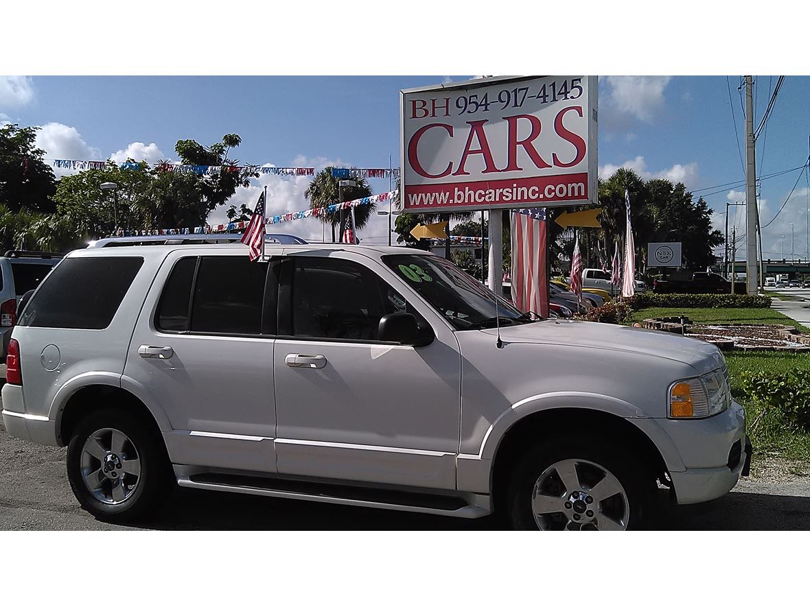2003 Ford Explorer for sale by owner in Pompano Beach