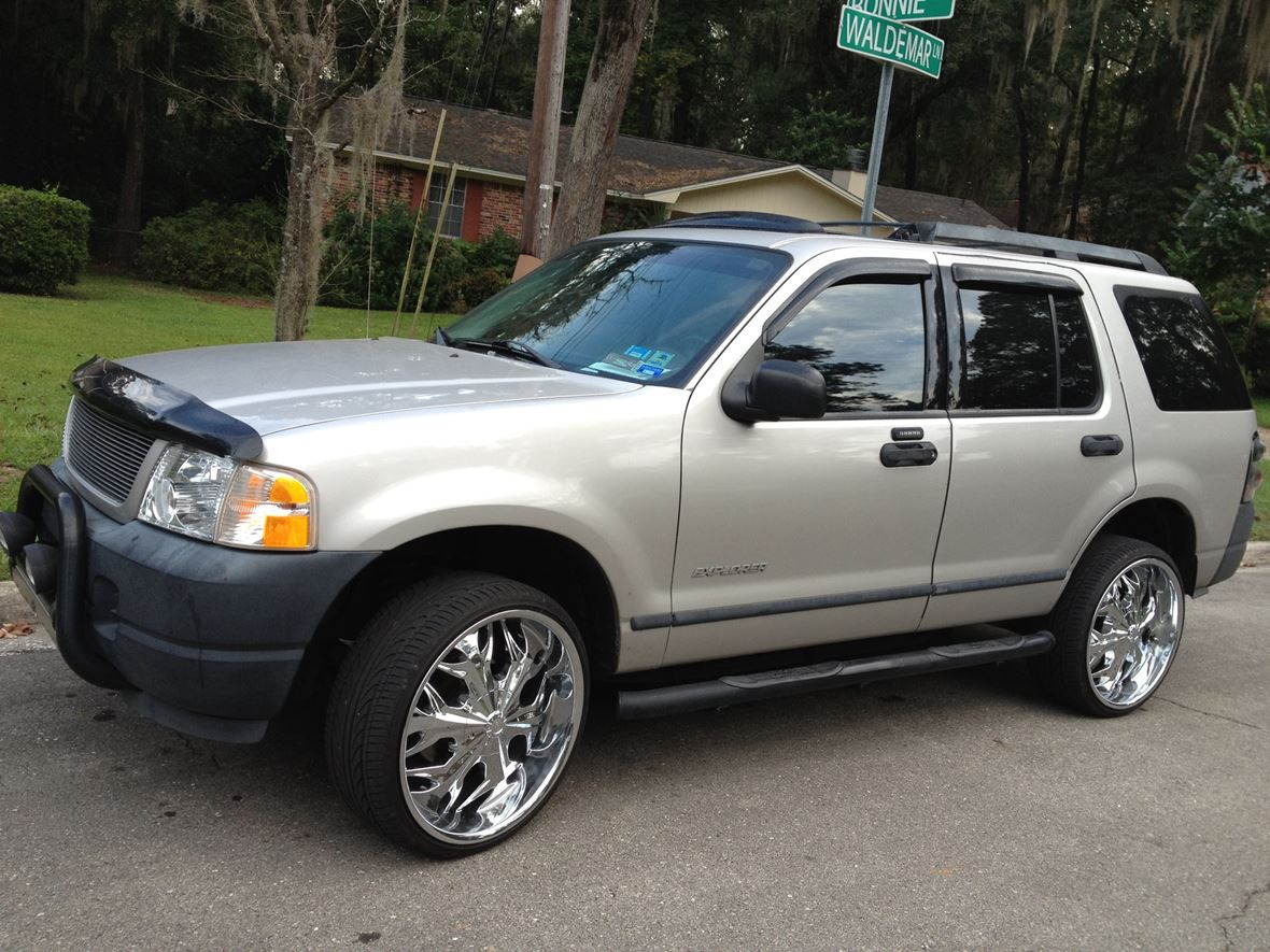 2005 Ford Explorer for Sale by Owner in Naples, FL 34108