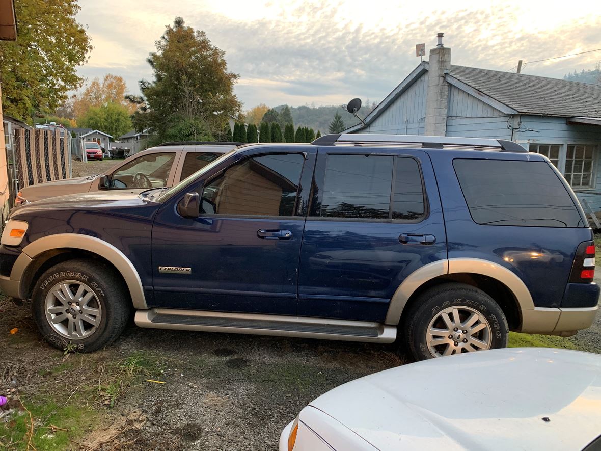 2005 Ford Explorer for sale by owner in Roseburg