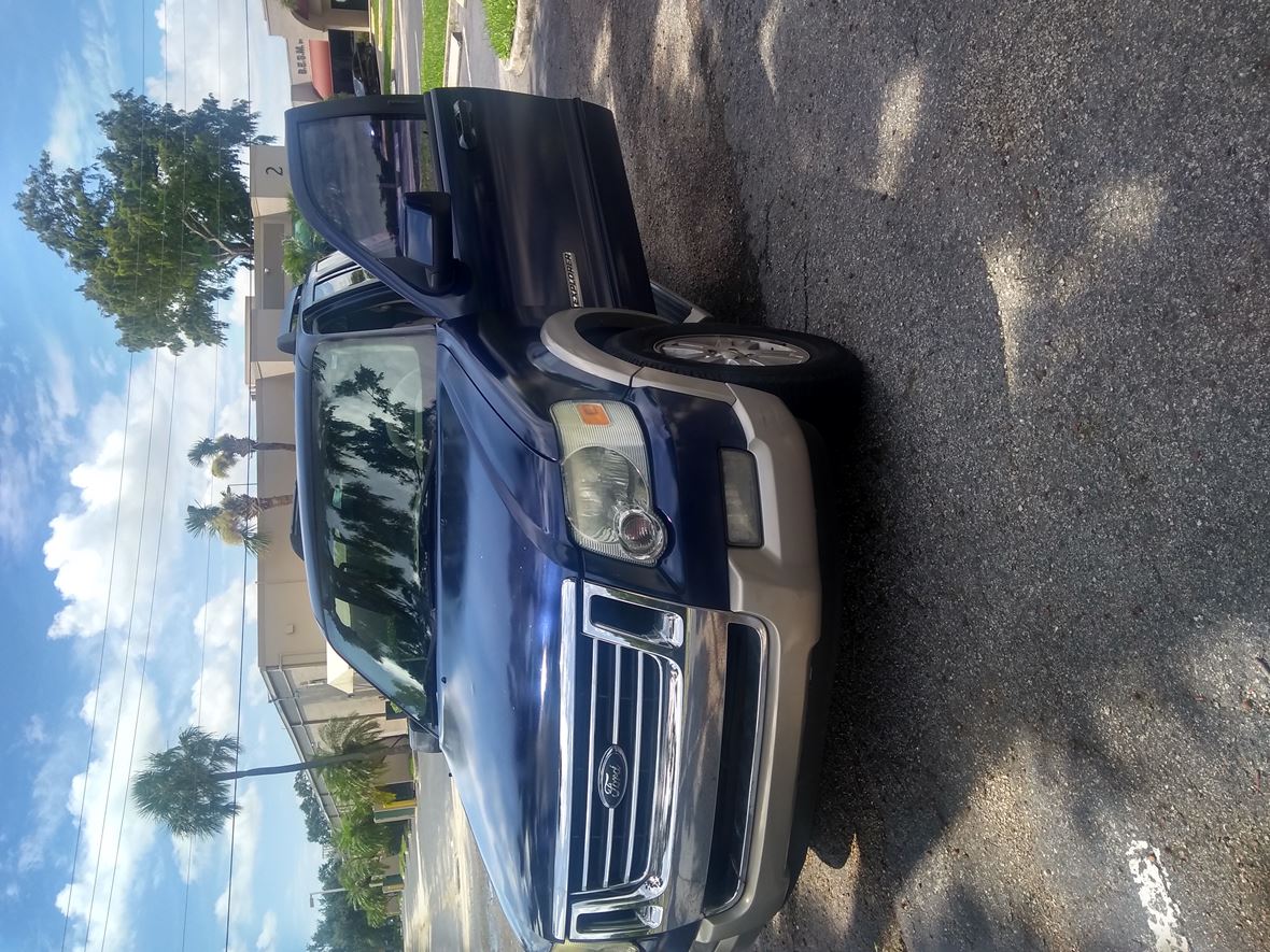 2006 Ford Explorer for sale by owner in Fort Lauderdale
