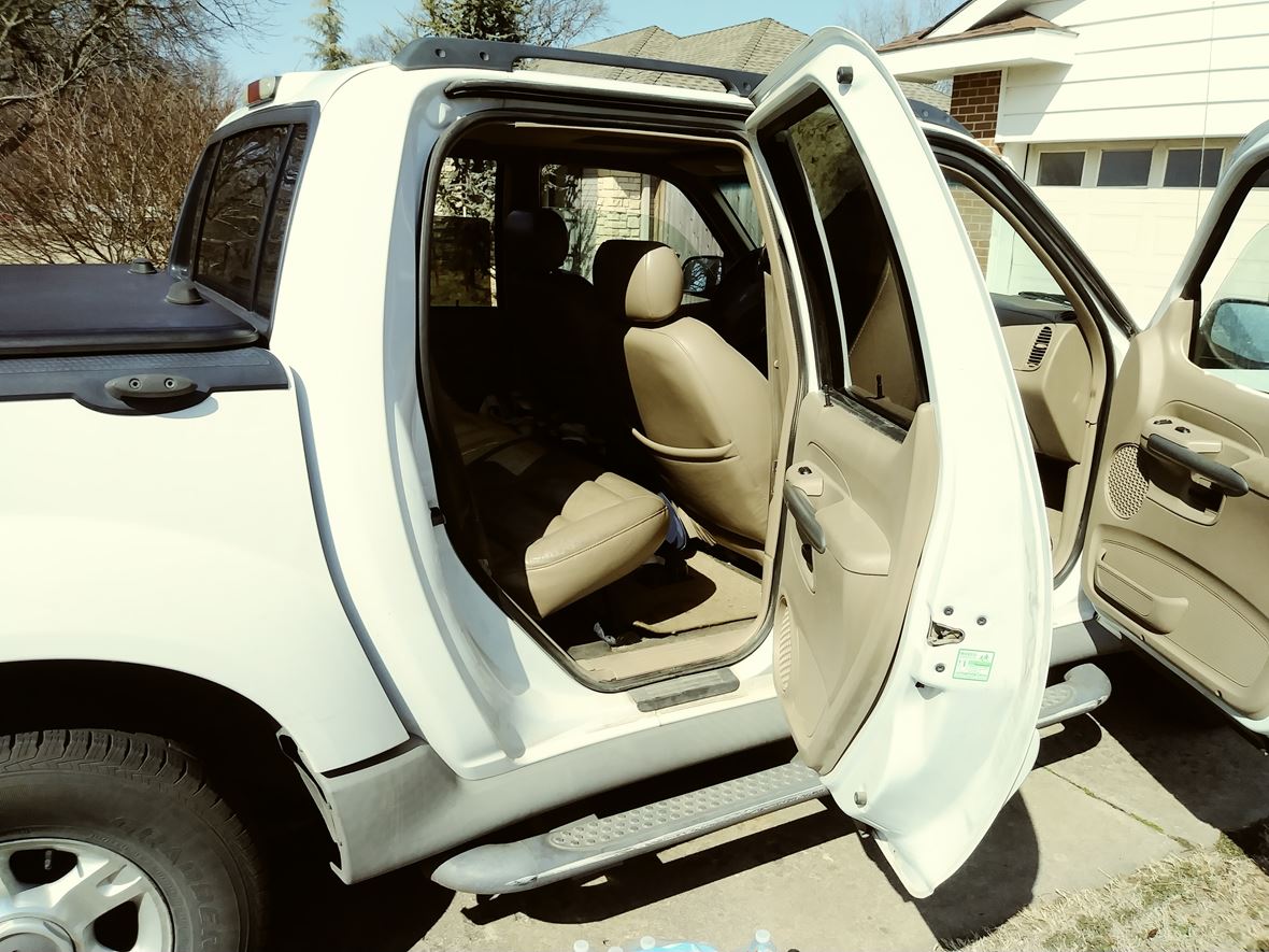 2002 Ford Explorer Sport Trac for sale by owner in Ponca City