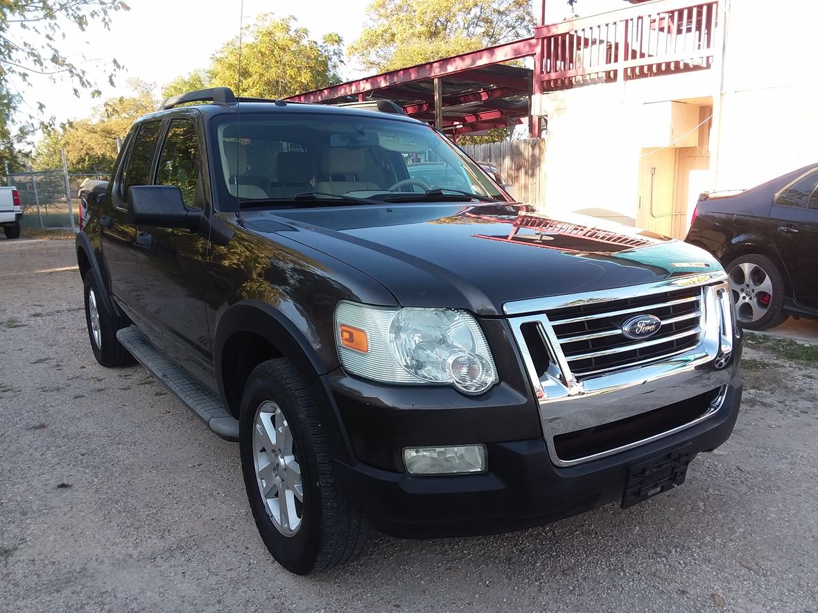 2007 Ford Explorer Sport Trac for sale by owner in San Antonio