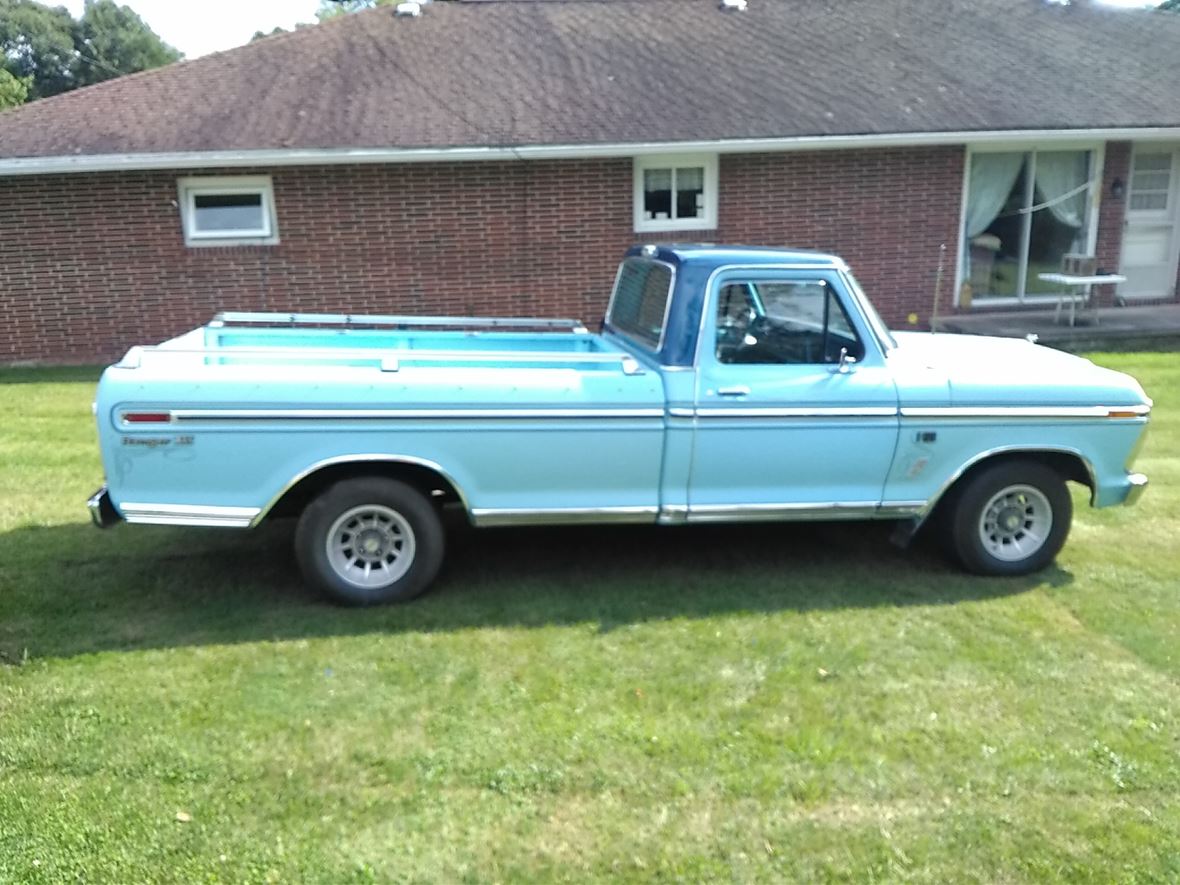 1974 Ford F-100 RANGER XLT for sale by owner in Fairhope