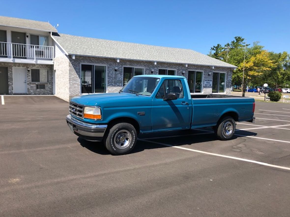 1995 Ford F-150 for sale by owner in Ray