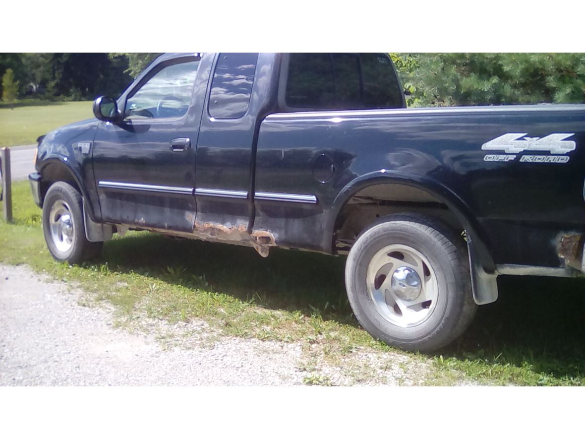 1998 Ford F-150 for sale by owner in Bay City