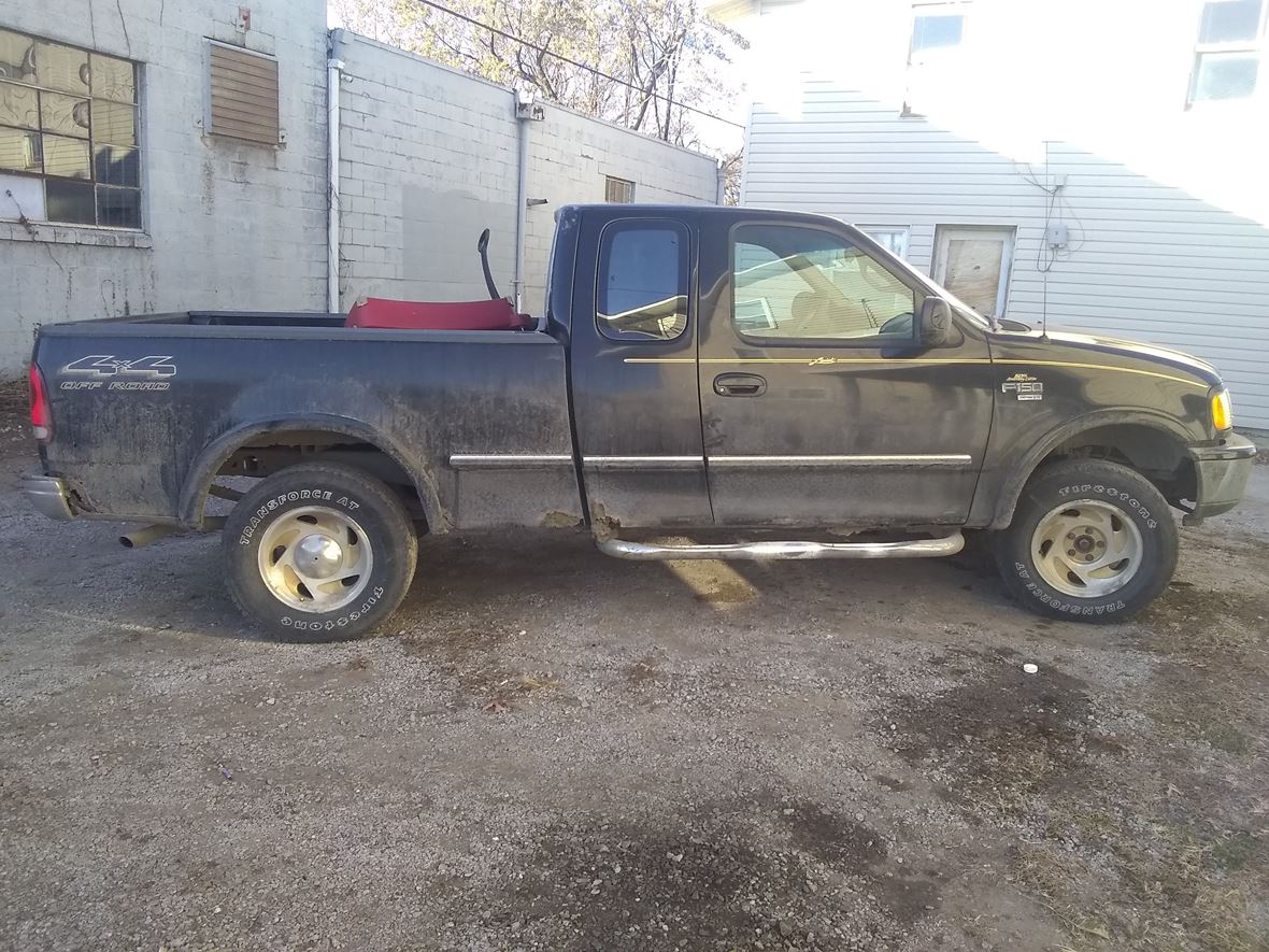 1998 Ford F-150 for sale by owner in Independence