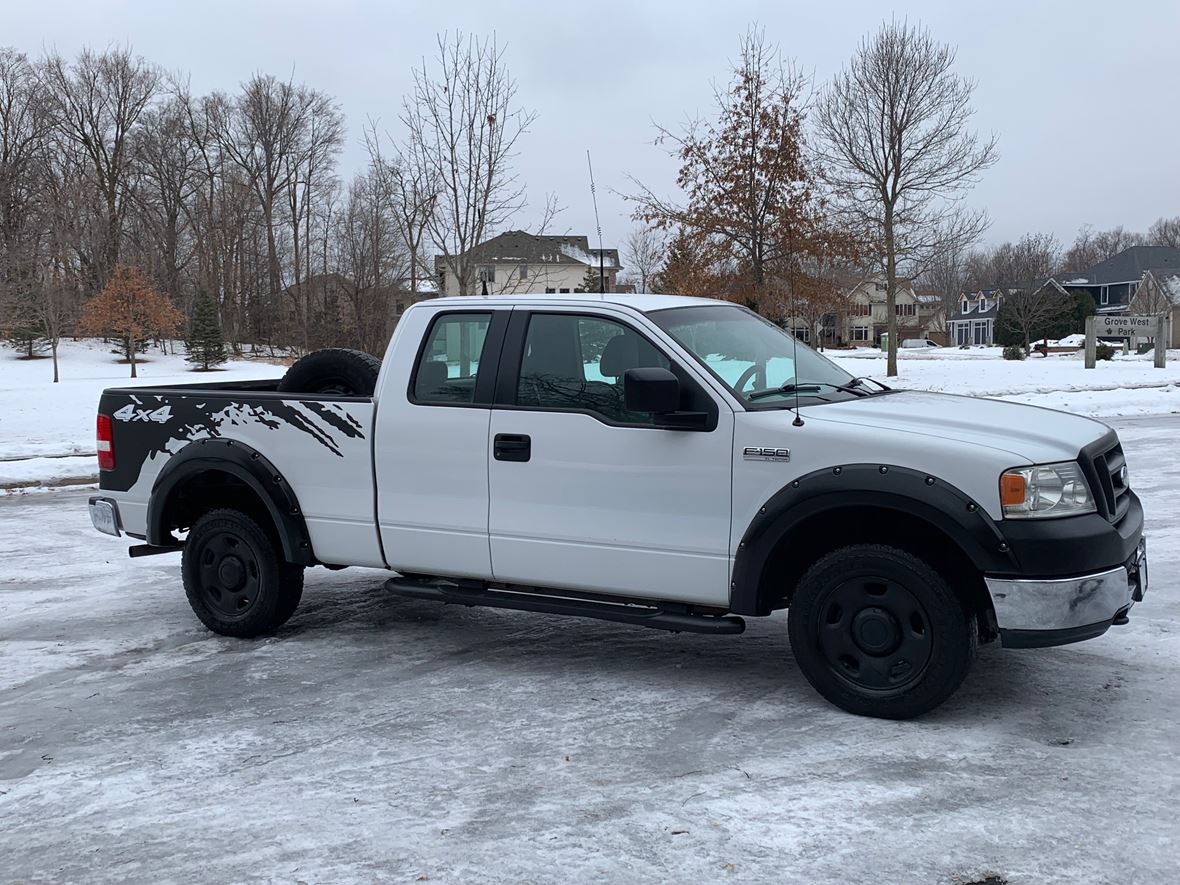 2005 Ford F-150 for sale by owner in Maple Grove
