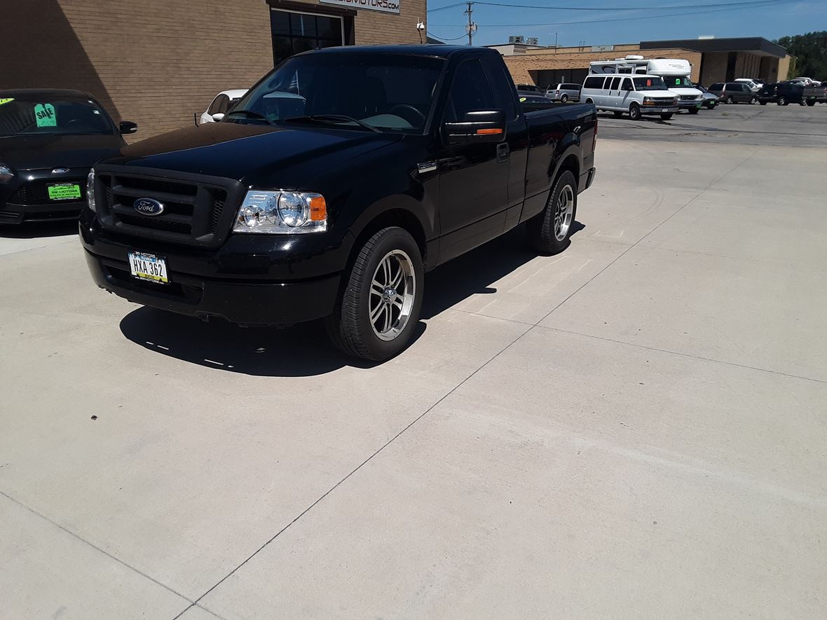 2006 Ford F150 Private Car Sale in Newhall, IA 52315