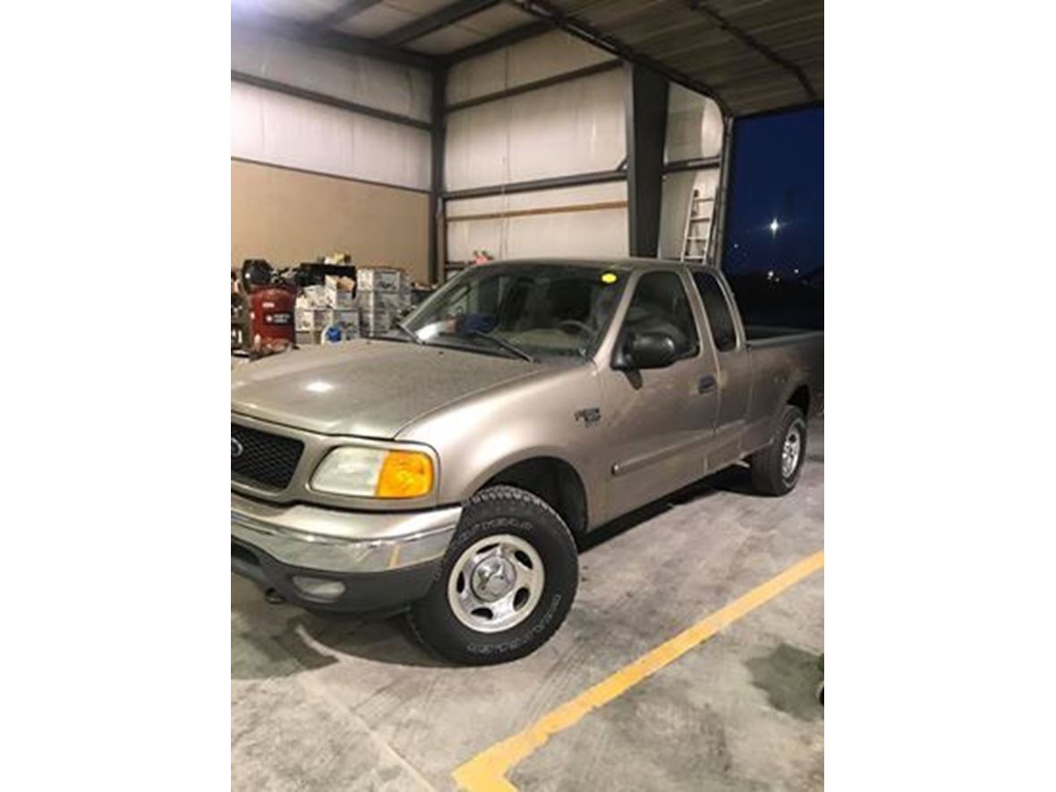2004 Ford F-150 Heritage for sale by owner in Omaha