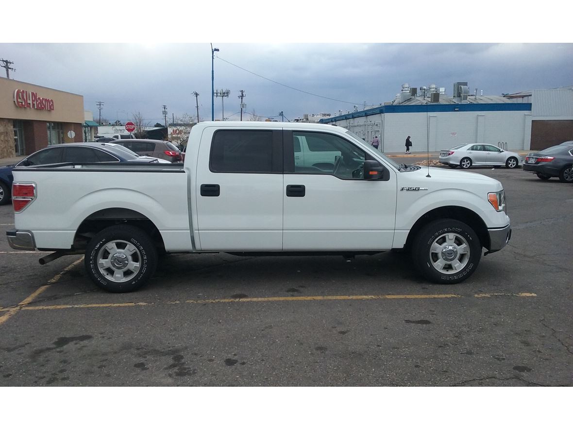 2011 Ford F-150 Supercrew for sale by owner in Aurora