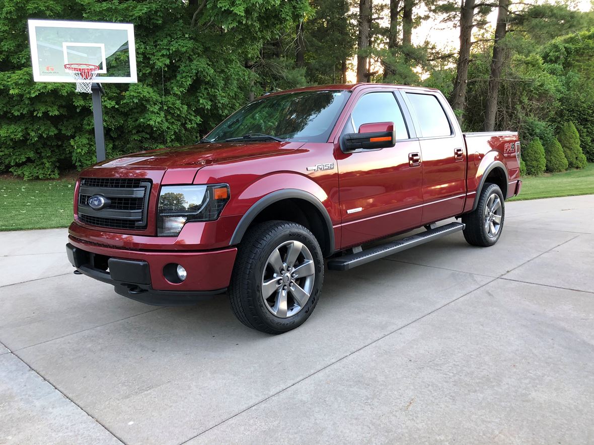 2013 Ford F-150 Supercrew for sale by owner in Niles