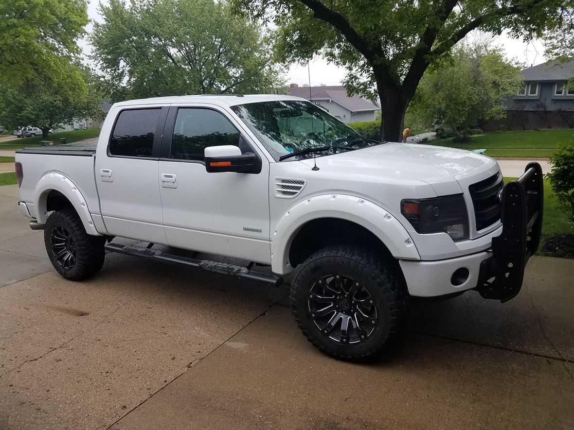 2013 Ford F-150 Supercrew for sale by owner in West Des Moines