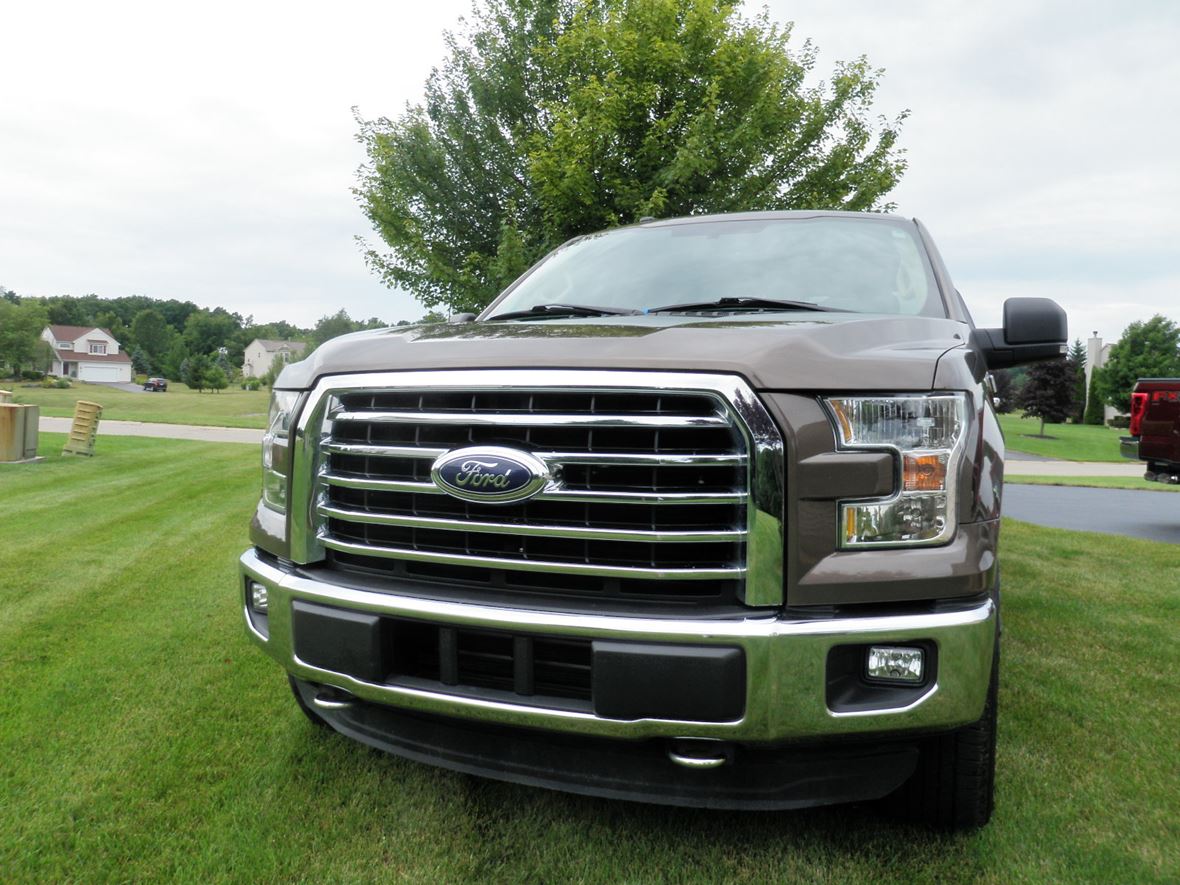 2016 Ford F-150 Supercrew for sale by owner in Fenton