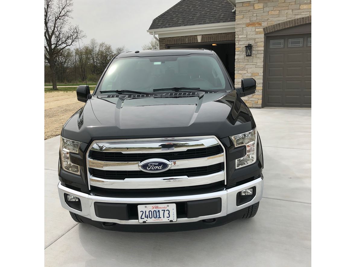 2016 Ford F-150 Supercrew for sale by owner in Huntley