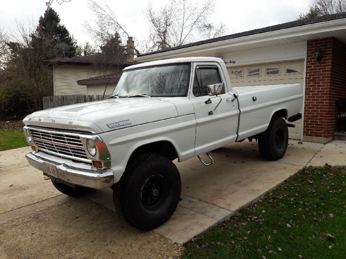 1967 Ford F-250 for sale by owner in Arlington Heights