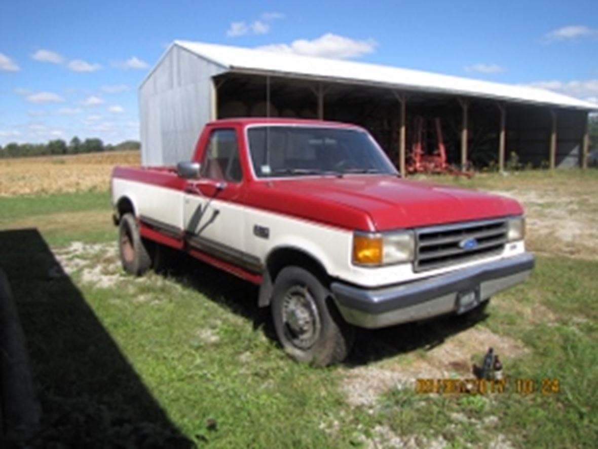 1989 Ford F-250 for sale by owner in Clarksville