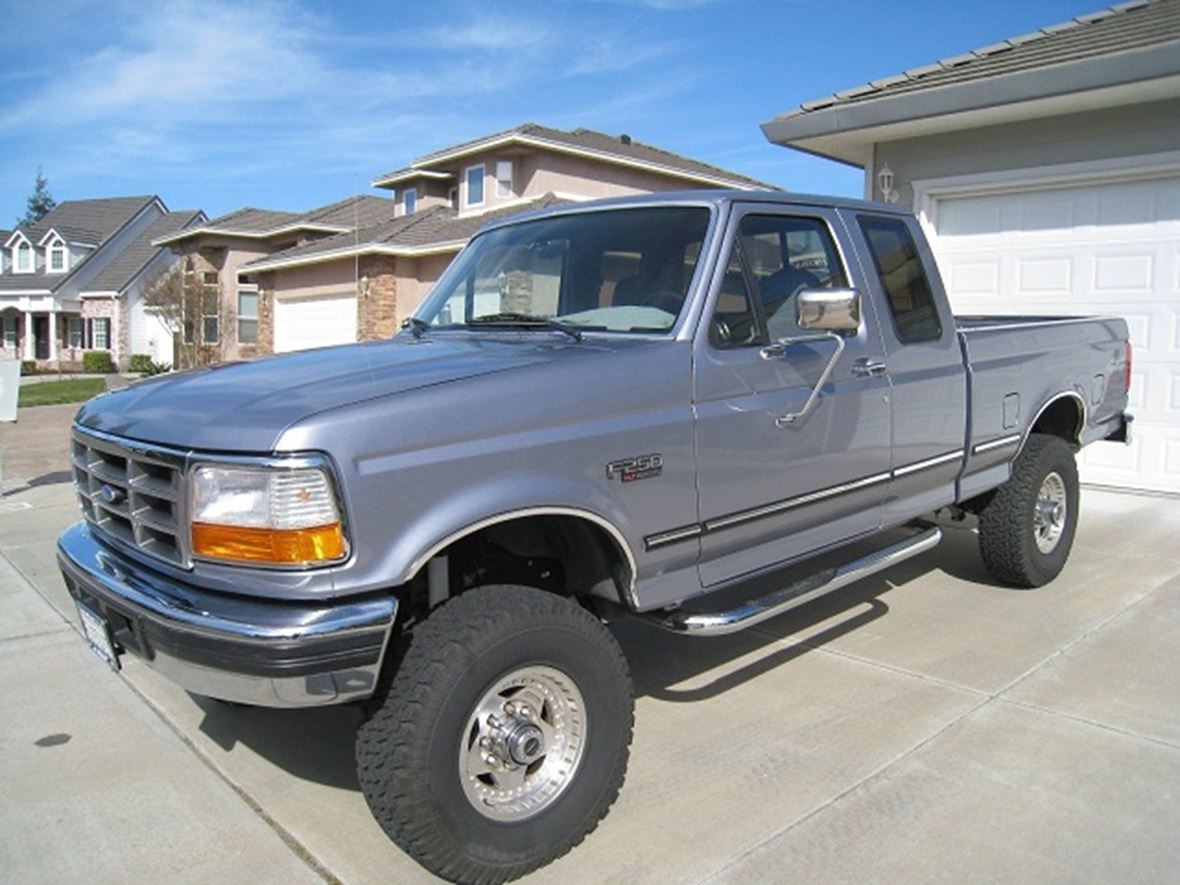 1996 Ford F-250 for sale by owner in Los Angeles