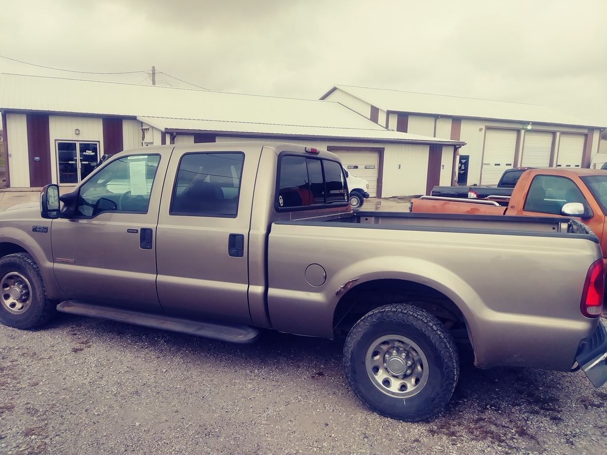 2004 Ford F-250 Super Duty for sale by owner in Neosho