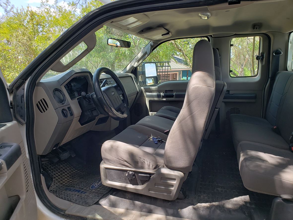 2010 Ford F-250 Super Duty for sale by owner in Georgetown