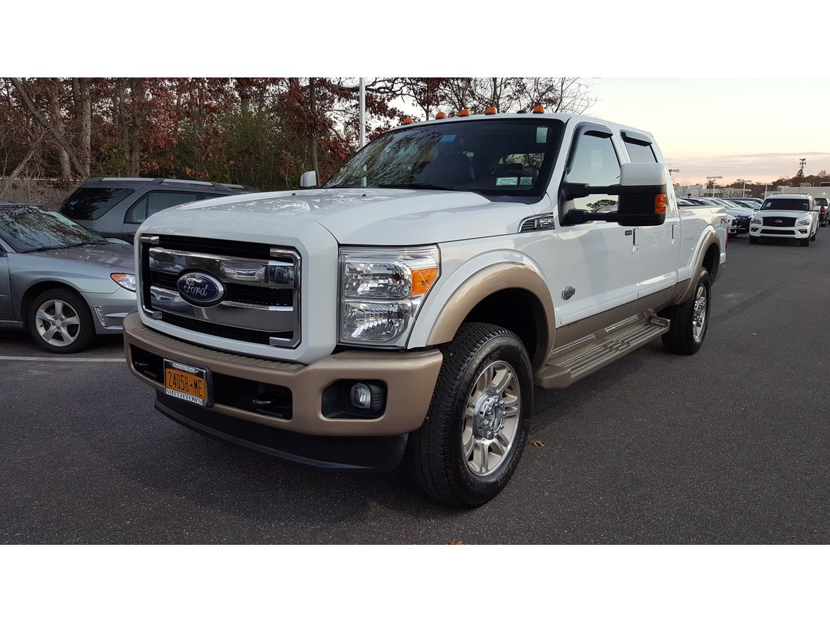 2011 Ford F-250 Super Duty for sale by owner in Middle Island