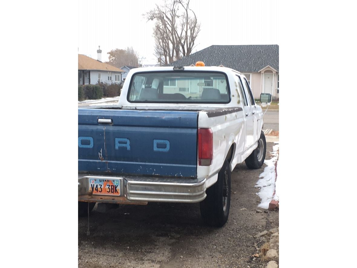 1992 Ford F-350 Custom for sale by owner in Price