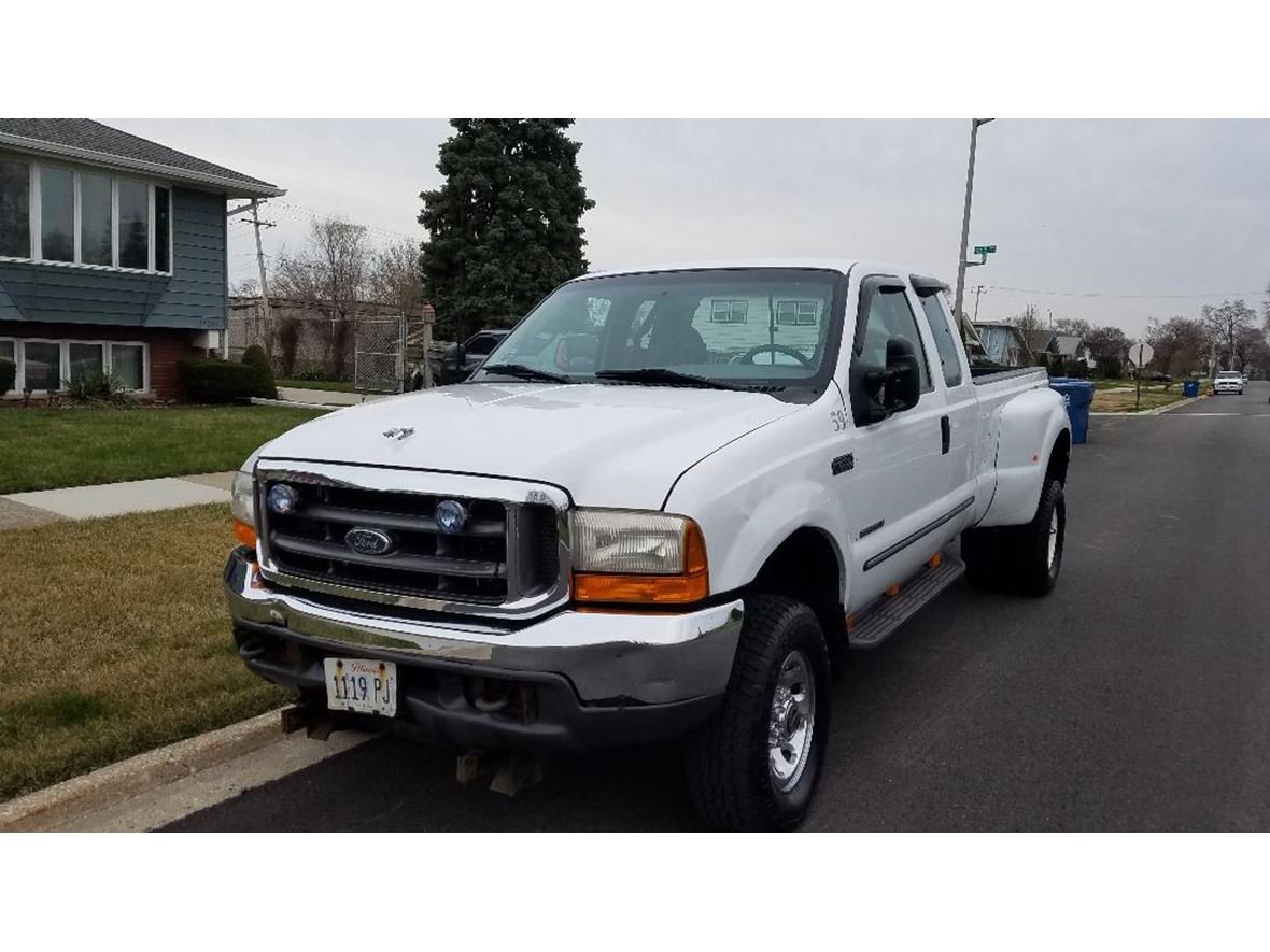 2000 Ford F-350 Super Duty for sale by owner in Chicago