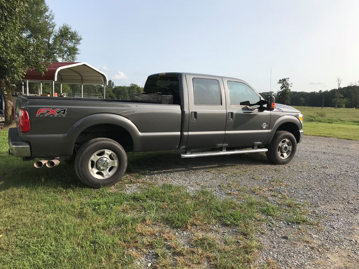 2015 Ford F-350 Super Duty for sale by owner in Resaca