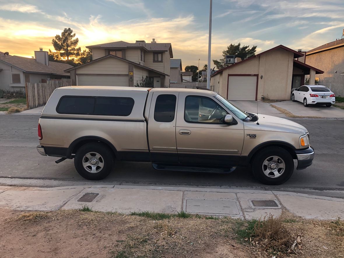 1999 Ford F150 Lariat crew cab for sale by owner in Las Vegas