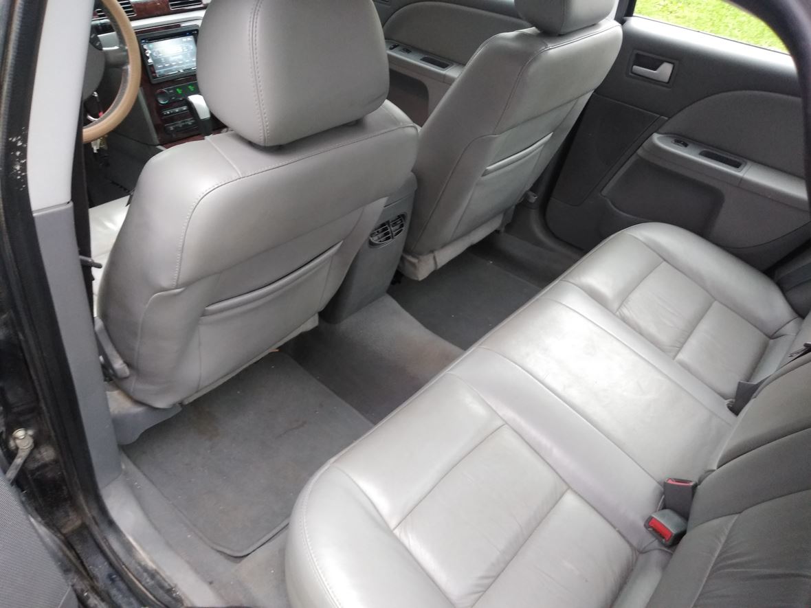 2006 Ford Five Hundred for sale by owner in Waterloo