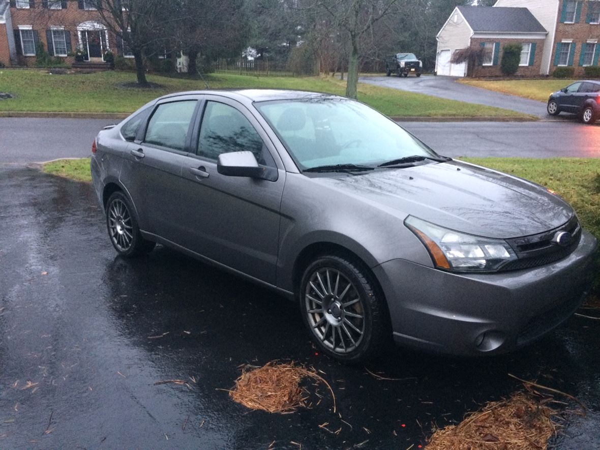 2010 Ford Focus for sale by owner in Richboro