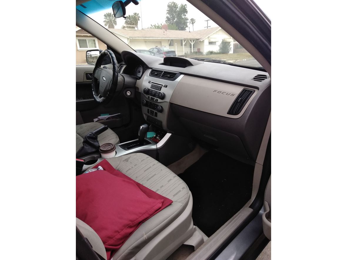2011 Ford Focus for sale by owner in Rialto