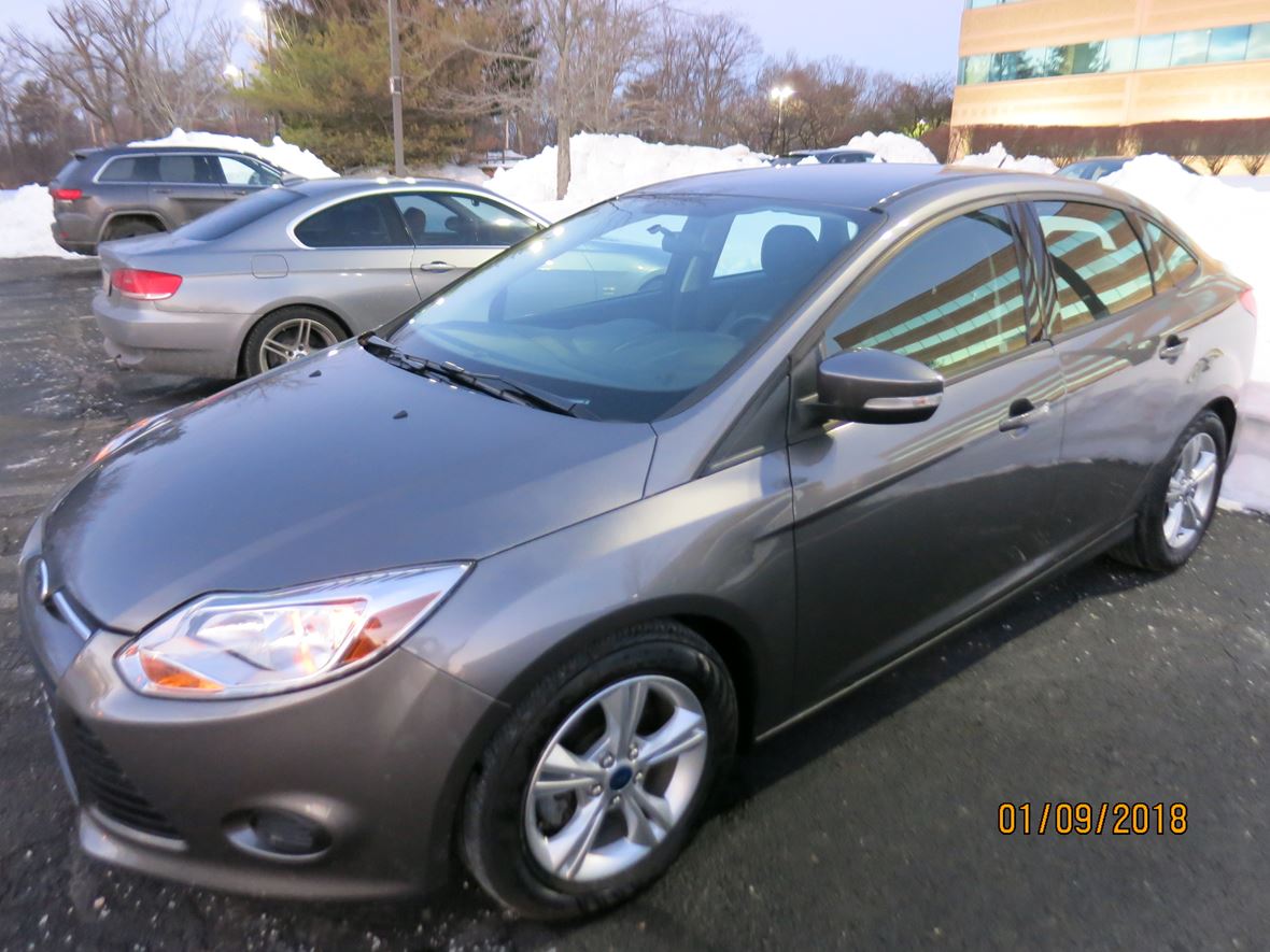 2014 ford focus private car sale in melrose ma 02176