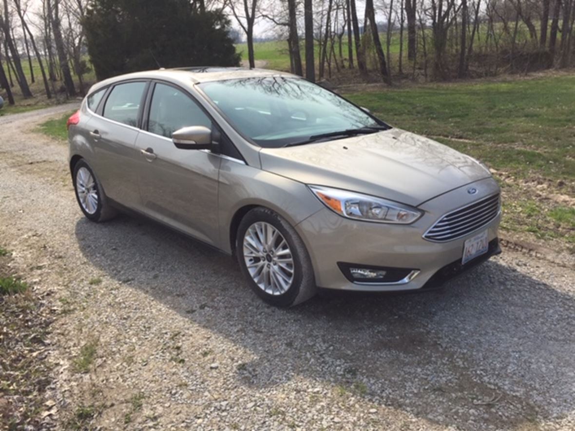 2016 Ford Focus for sale by owner in Waltonville