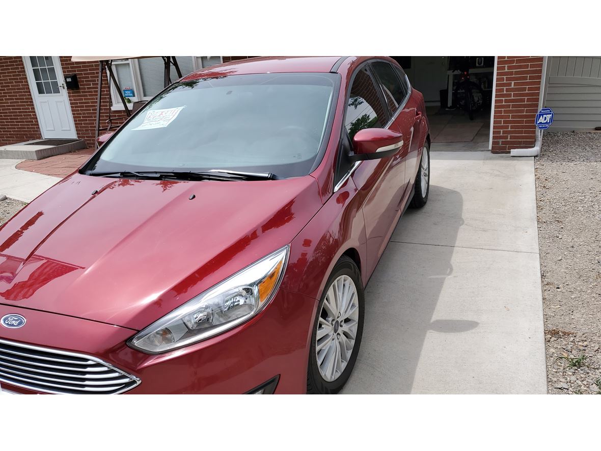 2016 Ford Focus Hatchback Titanium for sale by owner in Maumee